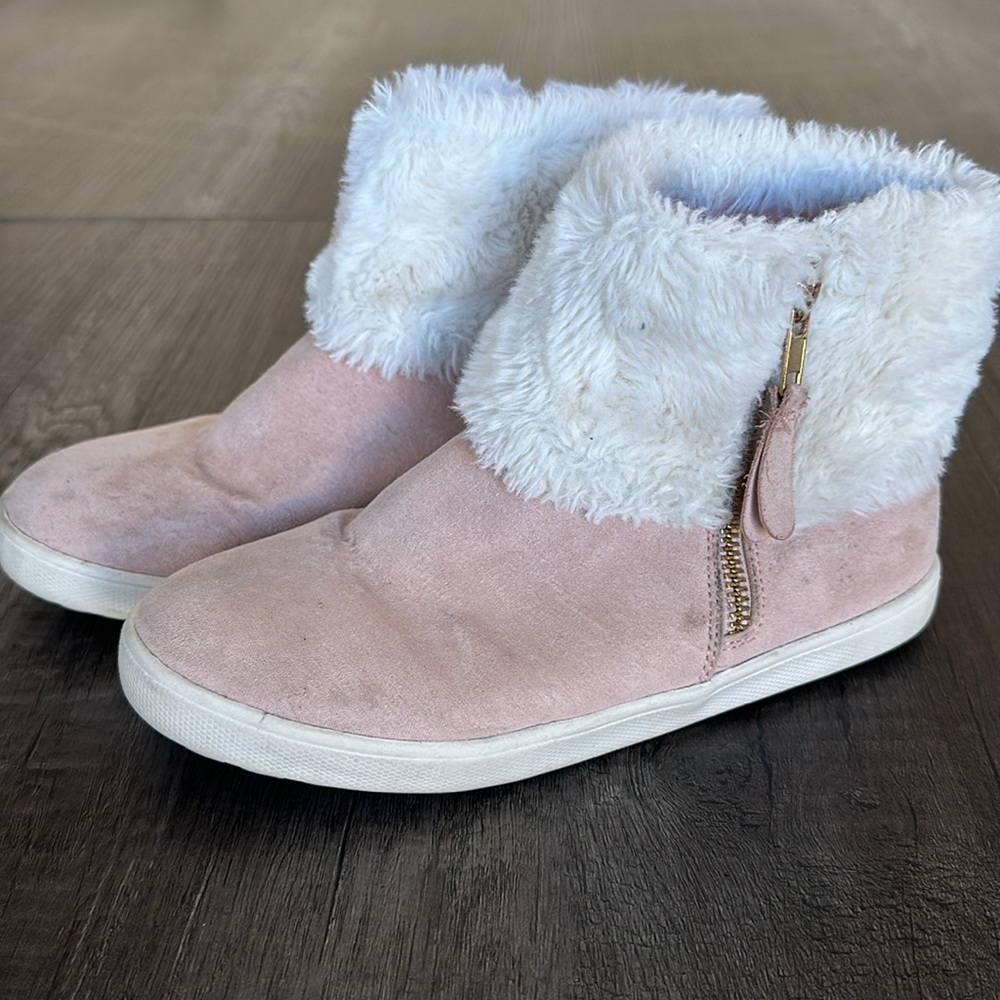 SUGAR| kids, faux fur ankle boots size 3